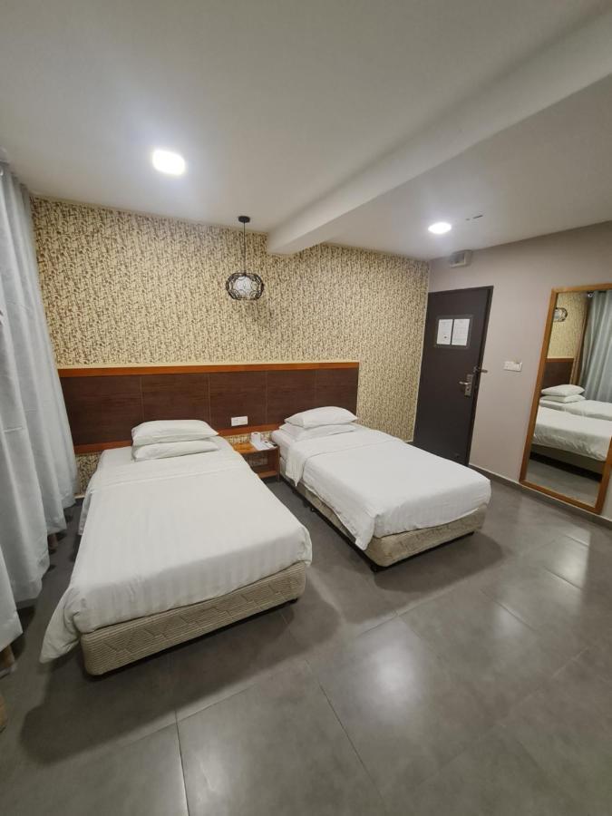 Hotel Bestari Kuala Lipis Extérieur photo