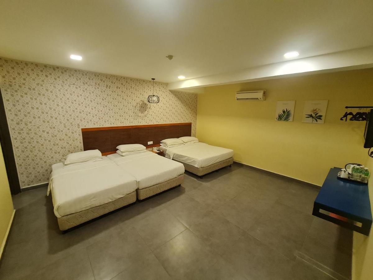 Hotel Bestari Kuala Lipis Extérieur photo