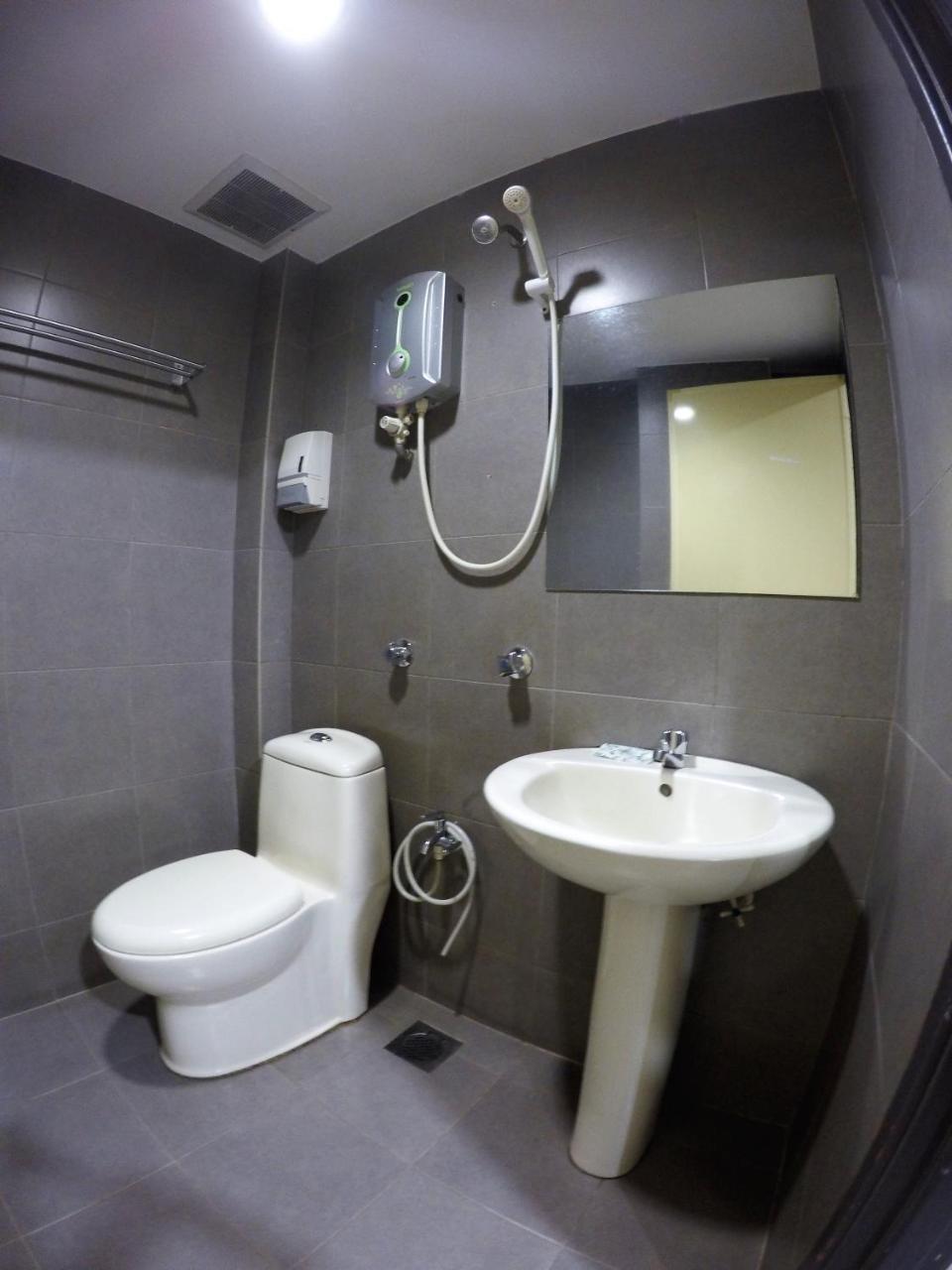 Hotel Bestari Kuala Lipis Extérieur photo