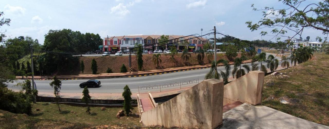 Hotel Bestari Kuala Lipis Extérieur photo